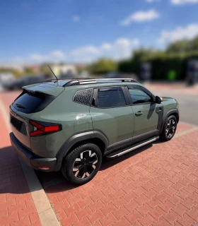 Dacia Duster Extreme 1.6 Full Hybrid 2024 ГАРАНЦИЯ, снимка 4