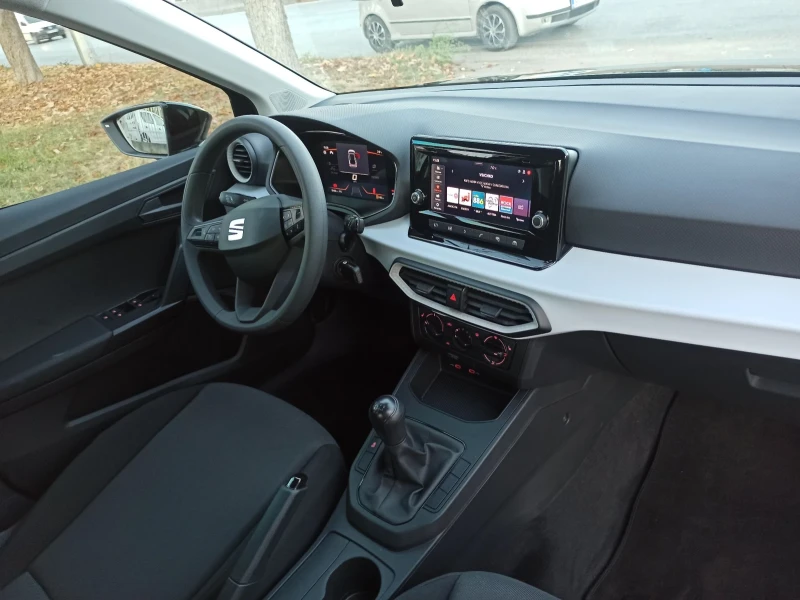 Seat Arona 1, 0, снимка 15 - Автомобили и джипове - 47887271