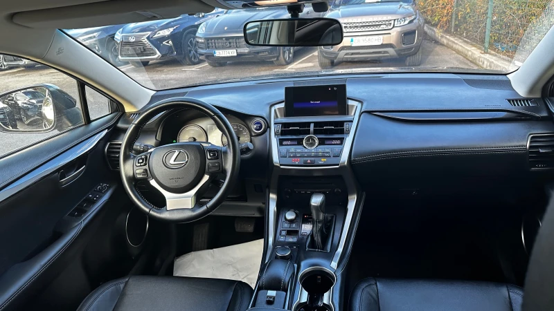 Lexus NX 300h Hybrid, снимка 13 - Автомобили и джипове - 47897731