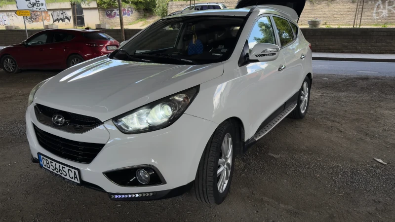 Hyundai IX35, снимка 2 - Автомобили и джипове - 52714943