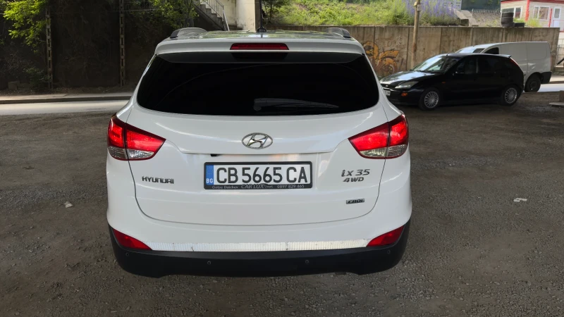 Hyundai IX35, снимка 6 - Автомобили и джипове - 52714943