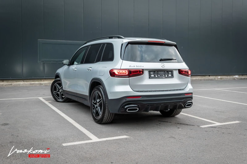 Mercedes-Benz GLB 200 AMG Line Night , снимка 3 - Автомобили и джипове - 51840493