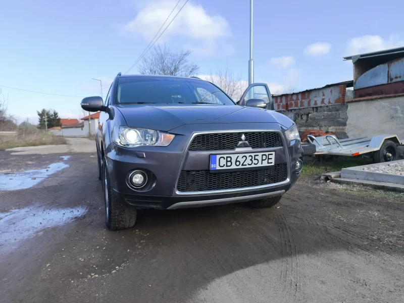 Mitsubishi Outlander 2.2 DID , снимка 13 - Автомобили и джипове - 53140207