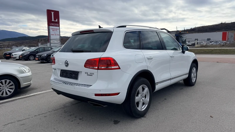 VW Touareg, снимка 4 - Автомобили и джипове - 53407573