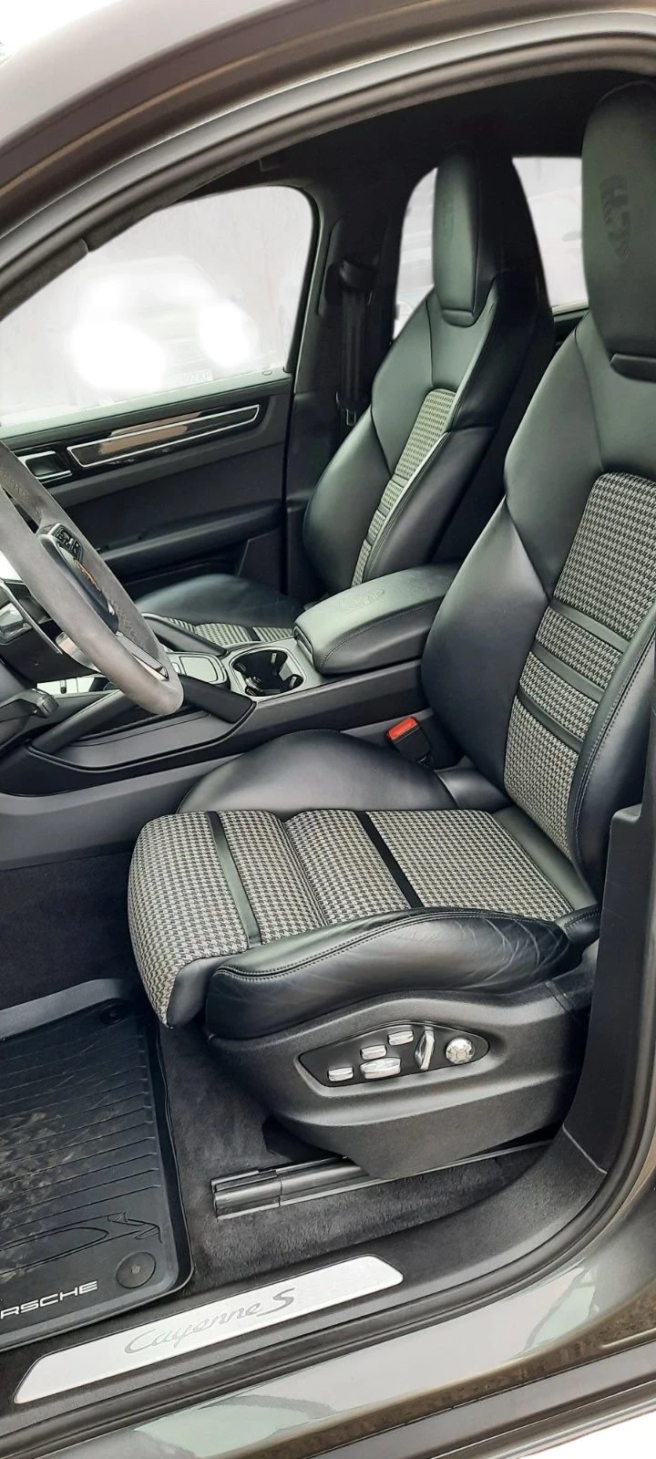 Porsche Cayenne S Carbon/22/Night Vision/Soft-close/rear axle/Burm - изображение 9