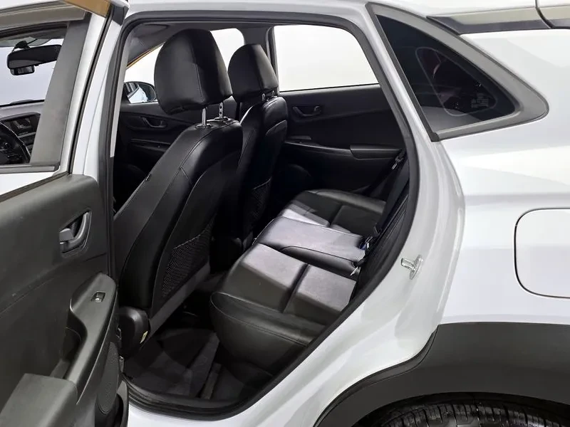 Hyundai Kona 1.6 Turbo 2Wd Smart, снимка 11 - Автомобили и джипове - 53765087