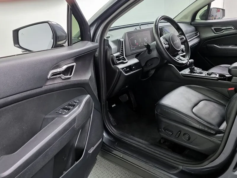 Kia Sportage 2.0 4WD PRESTIGE, снимка 10 - Автомобили и джипове - 55789745