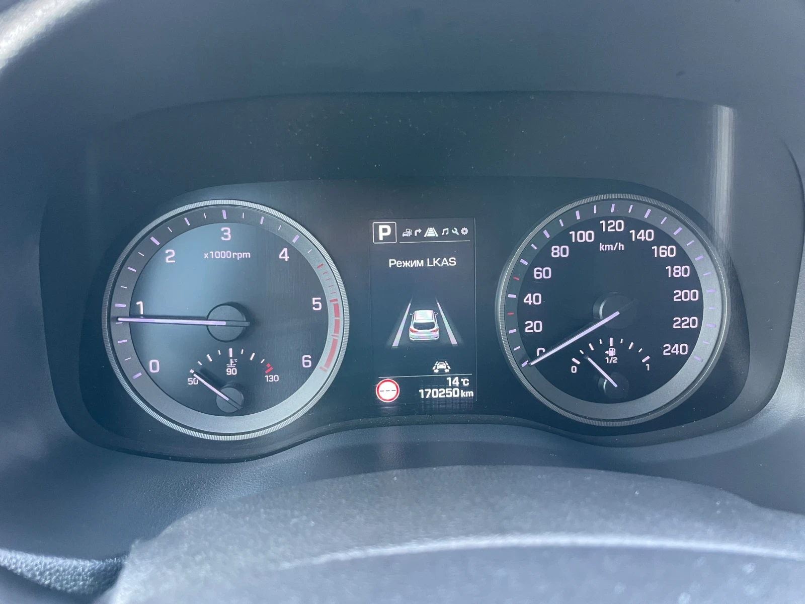 Hyundai Tucson 1.7 crdi    | Mobile.bg   10