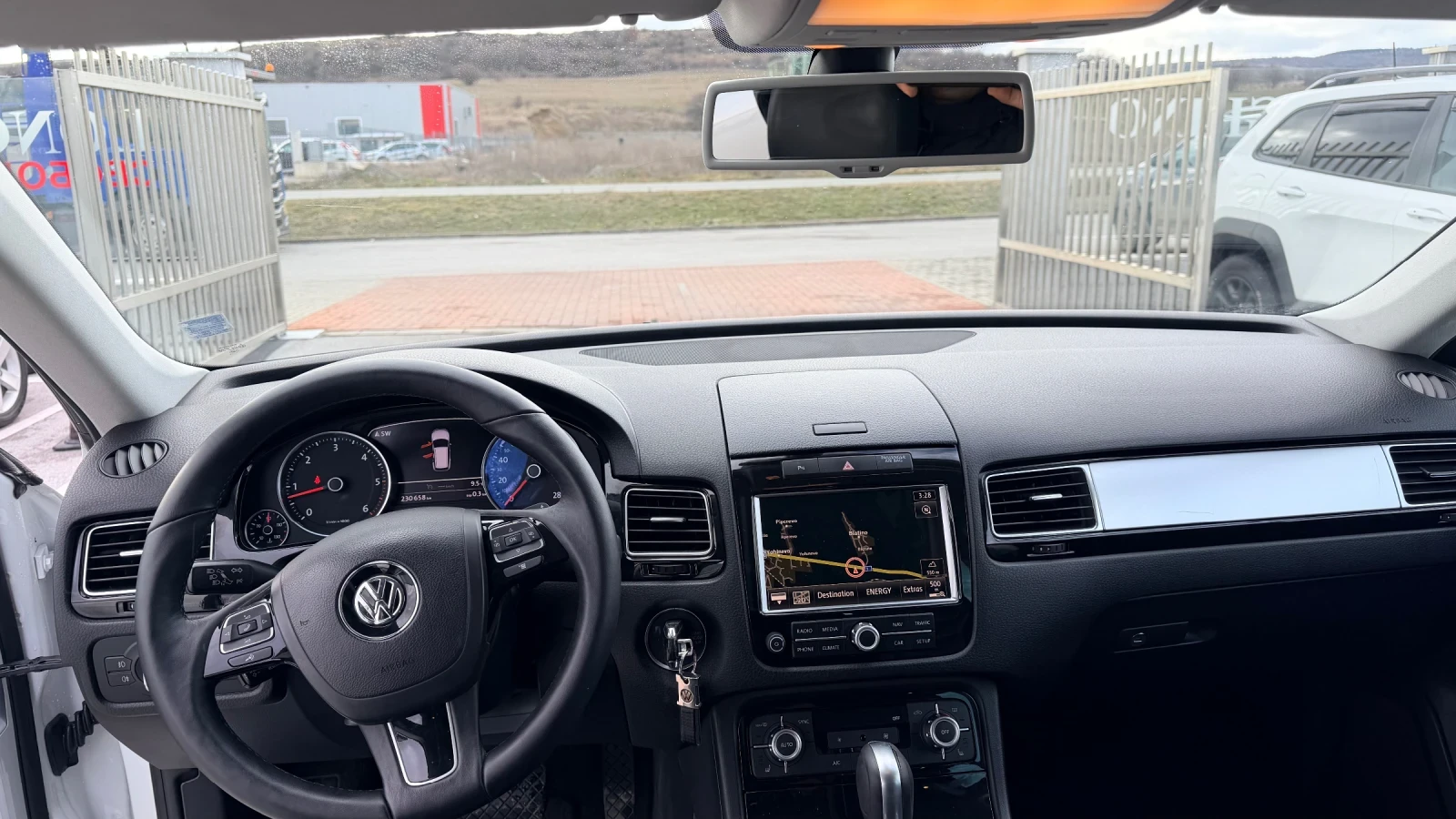 VW Touareg  - изображение 10