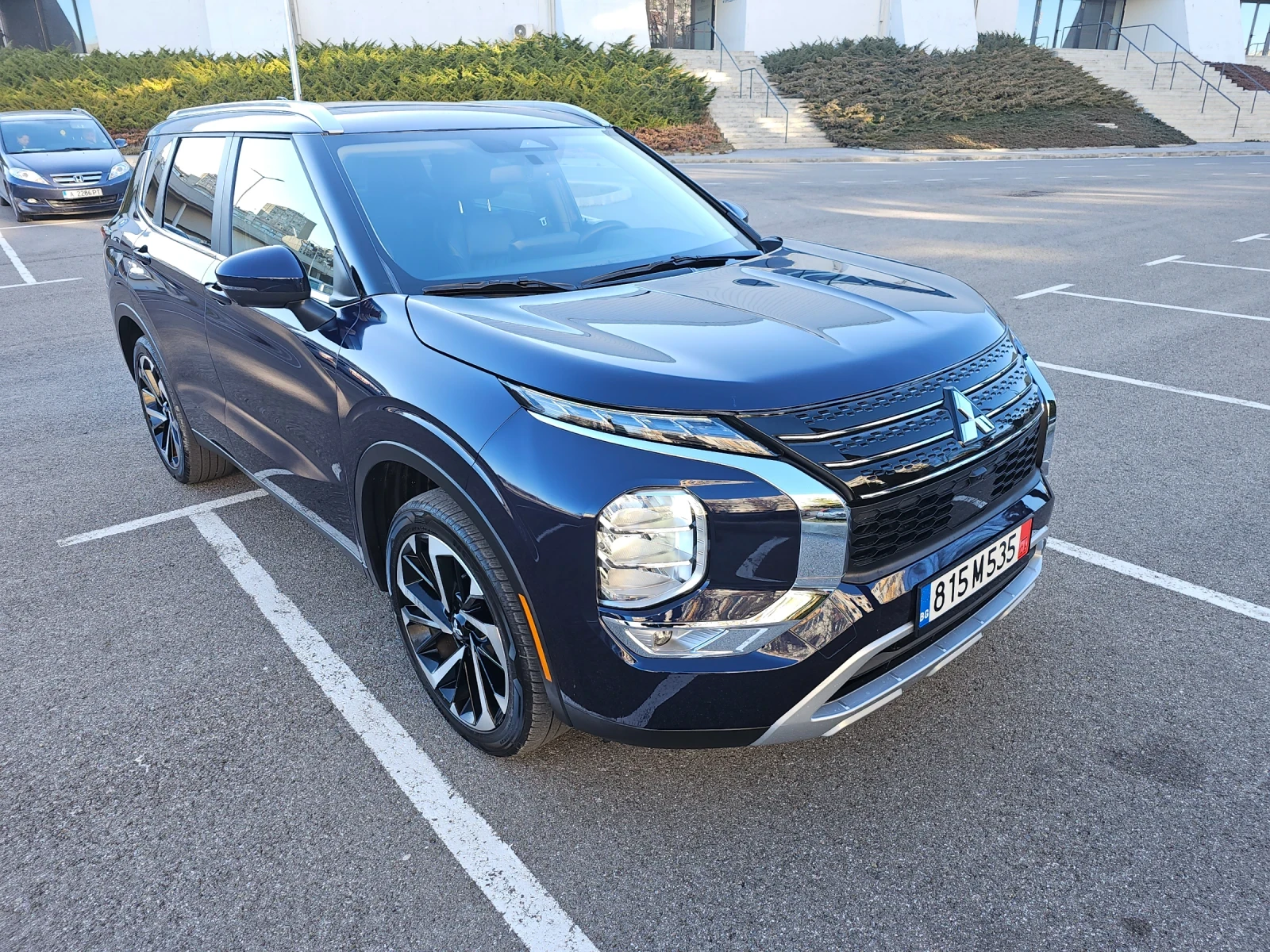 Mitsubishi Outlander SE, снимка 4 - Автомобили и джипове - 53786727