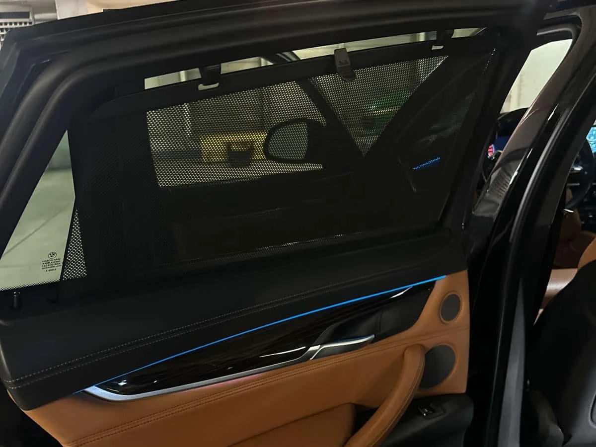 BMW X6 * xDrive50i * ДИСТРОНИК * 360 * ХЕД ЪП * ОБДУХВАНЕ, снимка 15 - Автомобили и джипове - 54084377