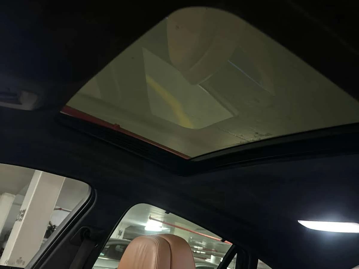 BMW X6 * xDrive50i * ДИСТРОНИК * 360 * ХЕД ЪП * ОБДУХВАНЕ, снимка 13 - Автомобили и джипове - 54084377