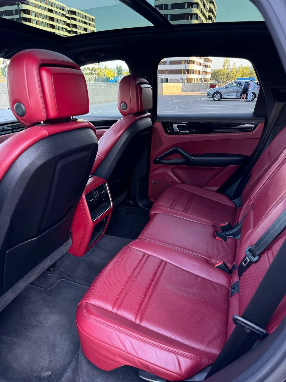 Porsche Cayenne S ЛИЗИНГ, снимка 7 - Автомобили и джипове - 54600730