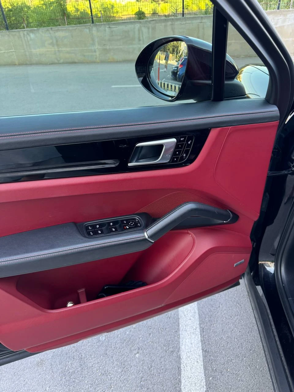 Porsche Cayenne S ЛИЗИНГ, снимка 9 - Автомобили и джипове - 54600730