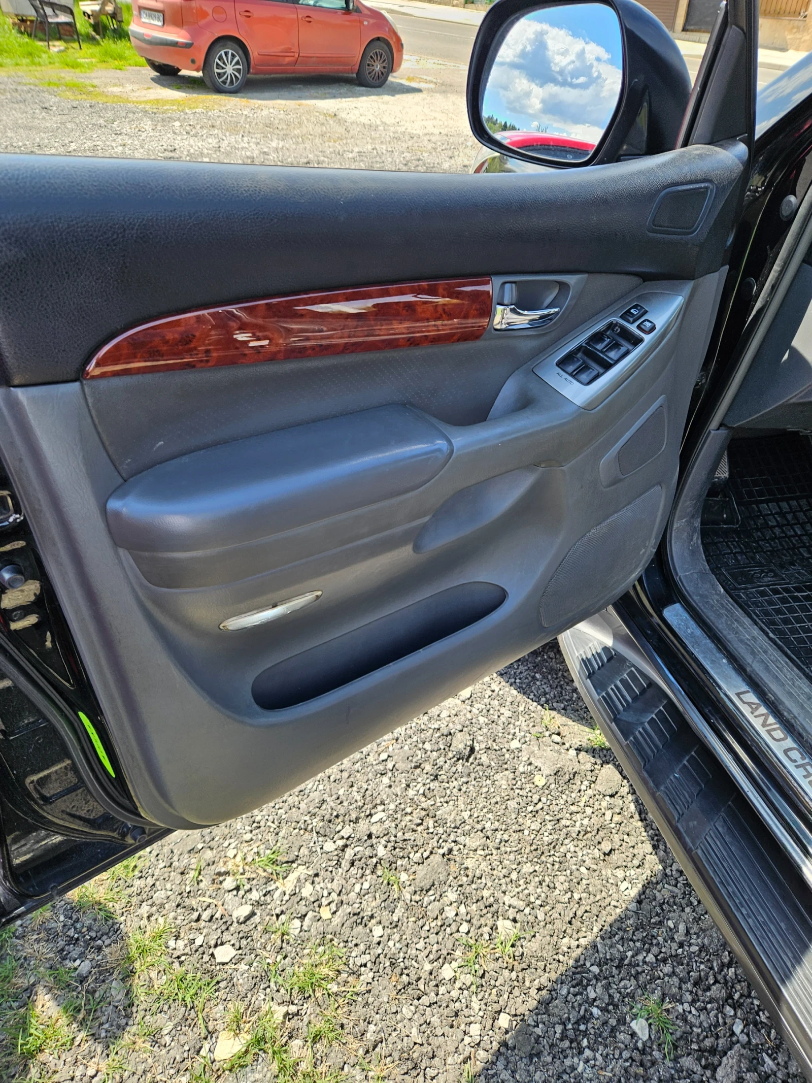 Toyota Land cruiser J 120 без ръжда, снимка 10 - Автомобили и джипове - 54837958