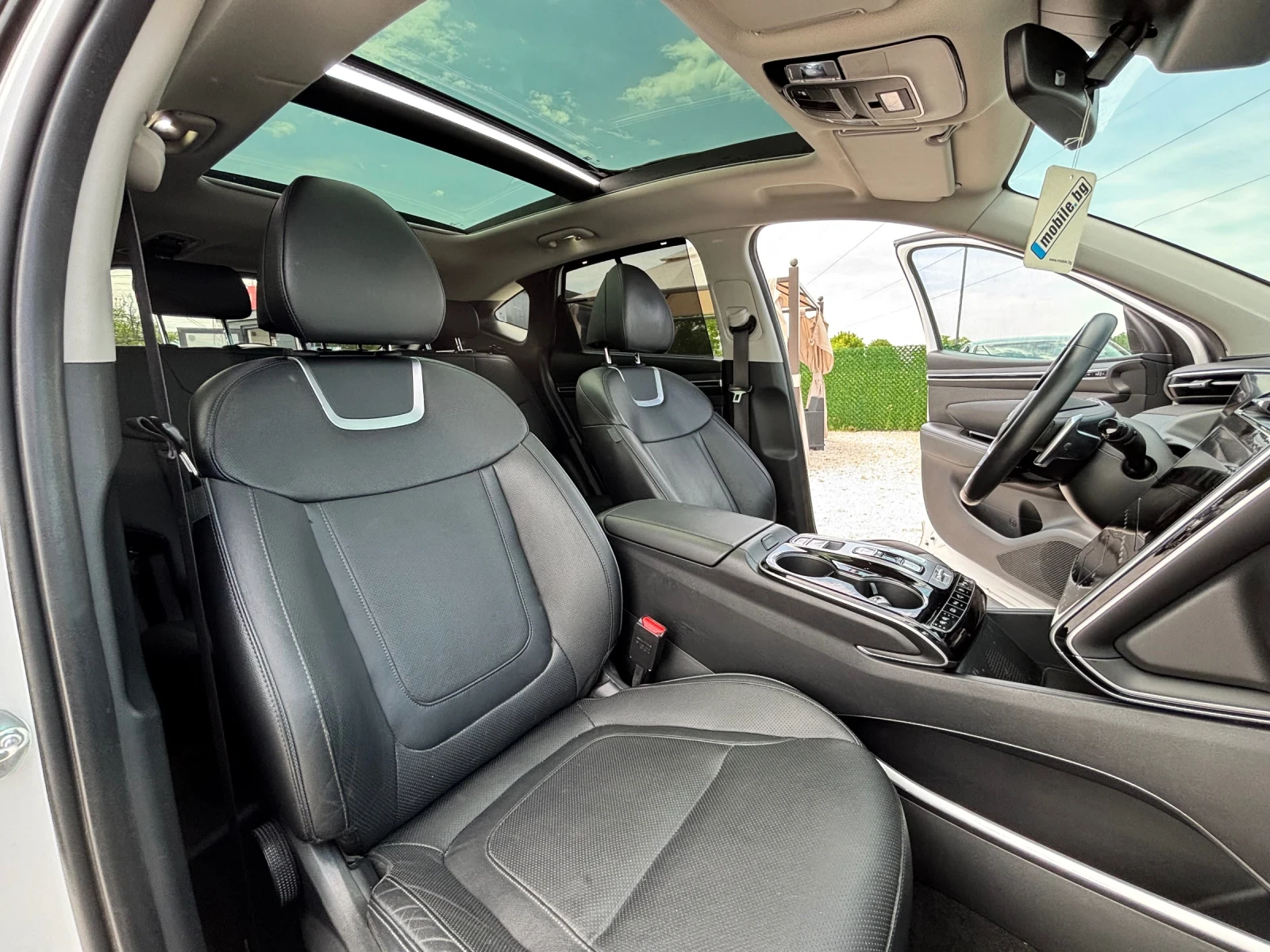 Hyundai Tucson 1.6/NAVI TOUCH/ОБДУХВАНЕ/ПАНОРАМА/FULL, снимка 7 - Автомобили и джипове - 54843686