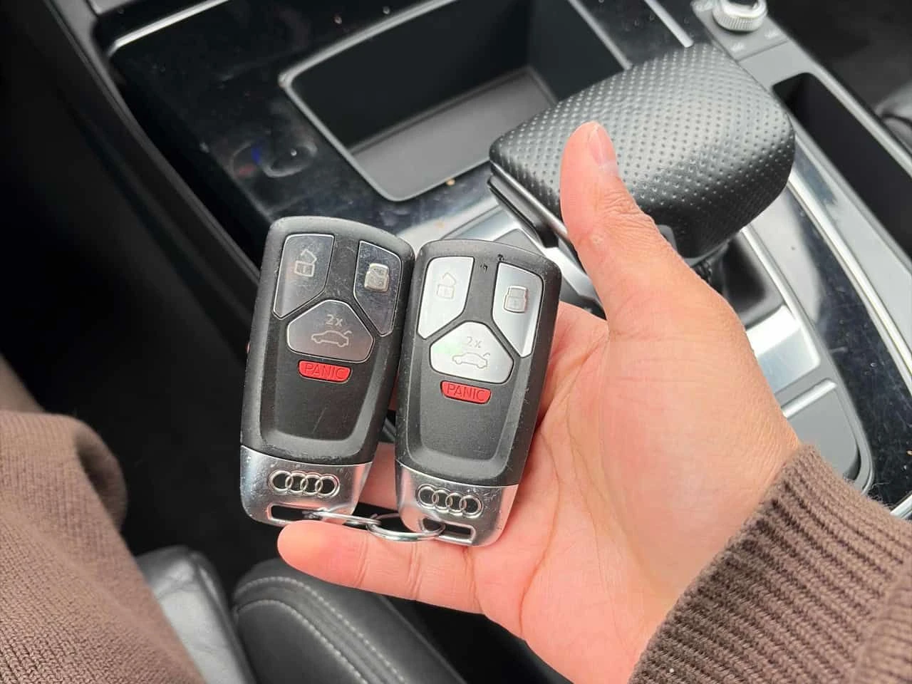 Audi Q5 BLACK OPTIC / DISTRONIC / 360 / АВТОСКРЕДИТ , снимка 10 - Автомобили и джипове - 55054289