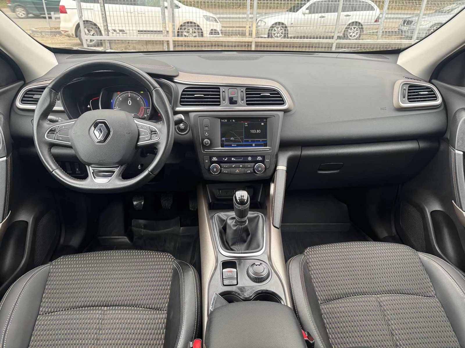 Renault Kadjar 1.6DCI* 4X4* NAVI* CARPLEY* LED | Mobile.bg � ����������� 16