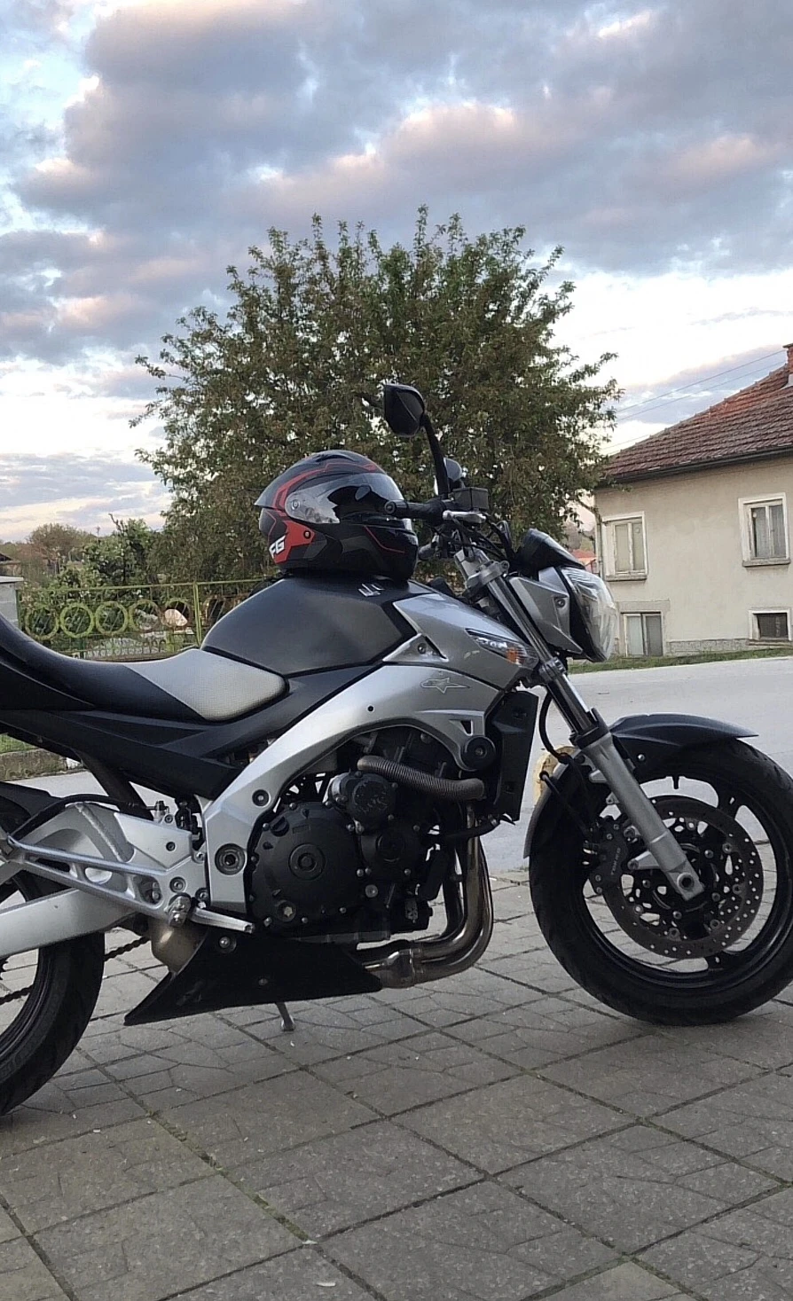 Suzuki Gsr, снимка 3 - Мотоциклети и мототехника - 54555584