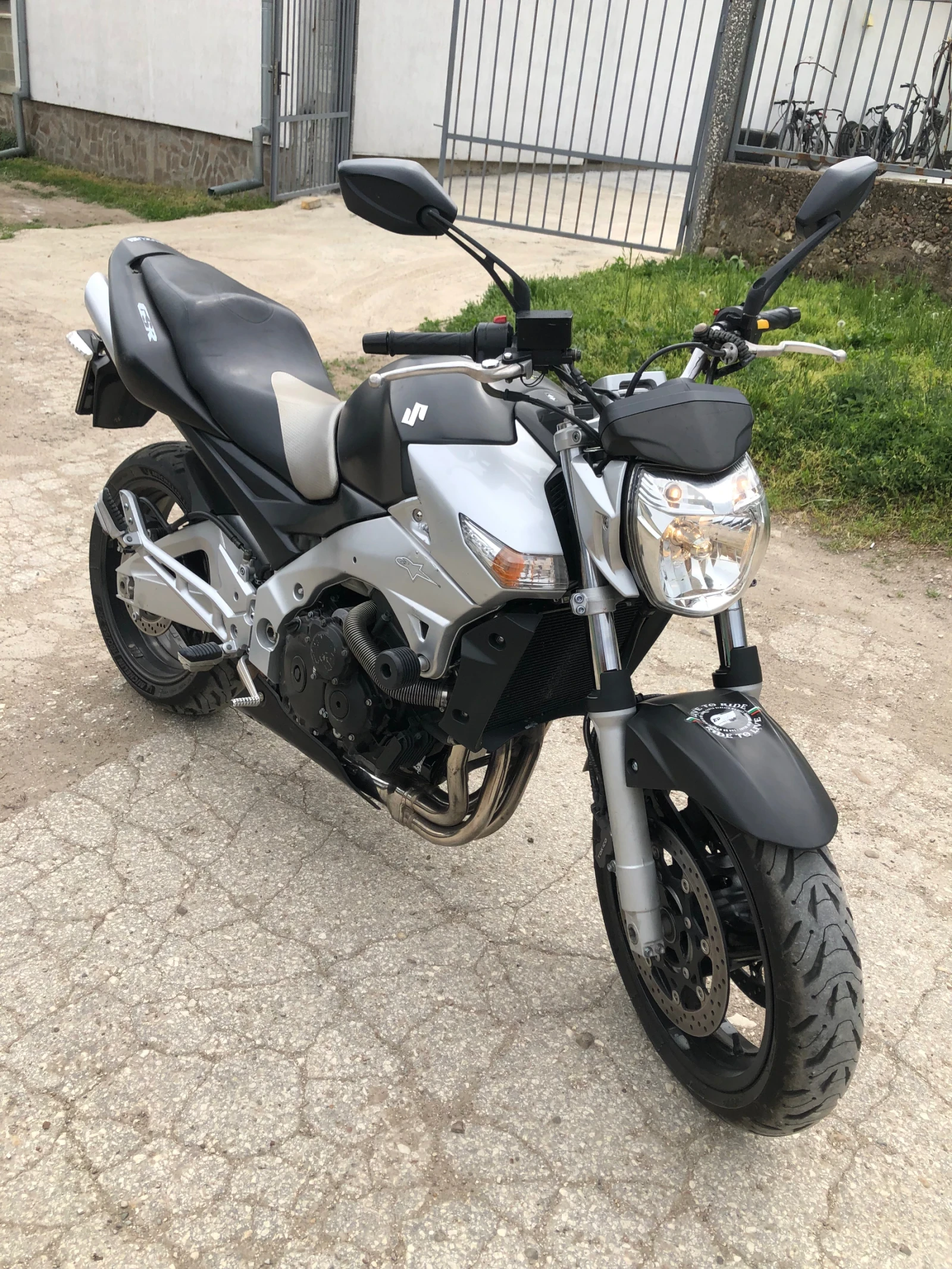 Suzuki Gsr, снимка 4 - Мотоциклети и мототехника - 54555584