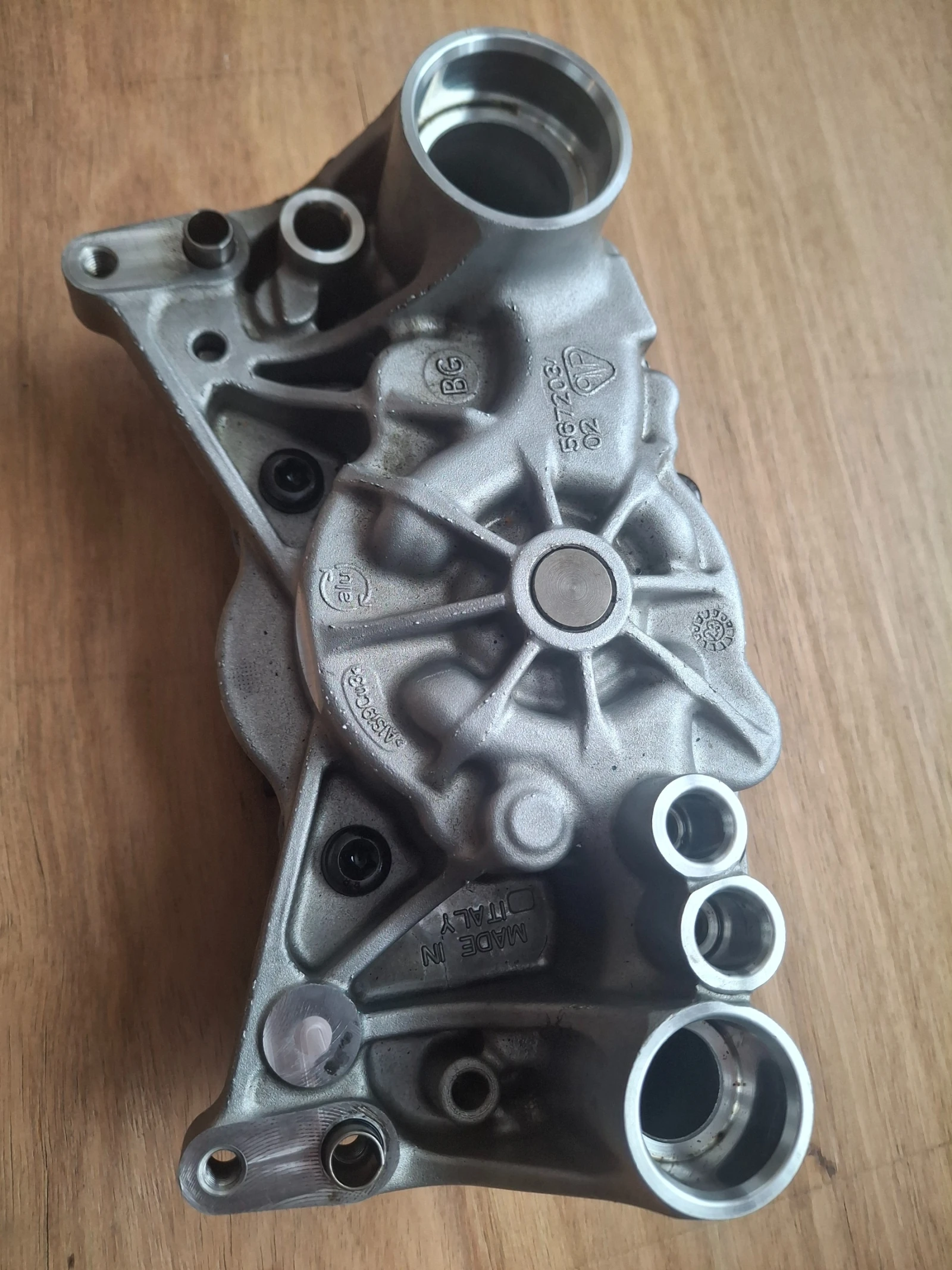 Volvo and Renault �������� ������� ����� | Mobile.bg � ����������� 2