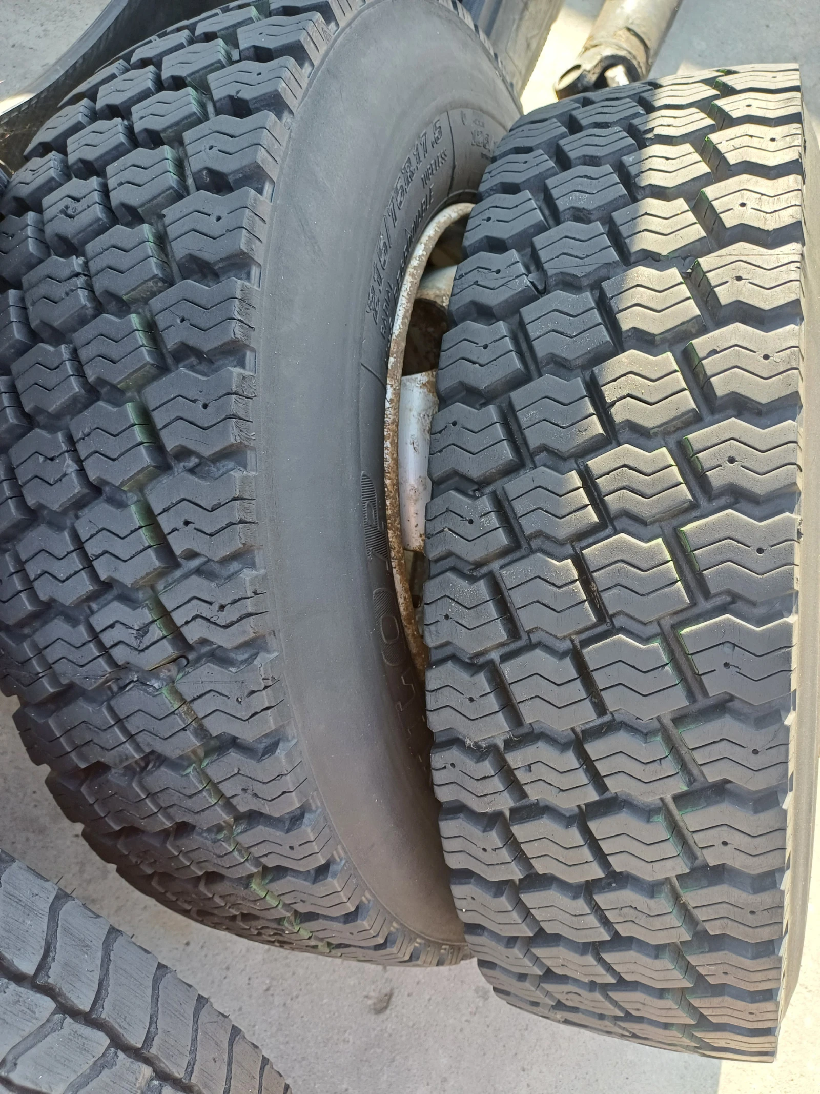    215/75R17.5  Man | Mobile.bg   1