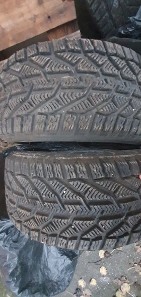      225/40R18