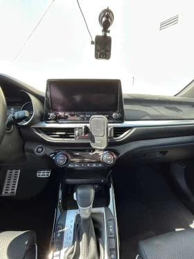 Kia Forte EX IVT, снимка 8