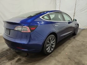 Tesla Model 3 *  *    * CARFAX *  | Mobile.bg    4