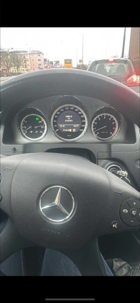 Mercedes-Benz C 180 CGI BlueEFFICIENCY 5G-Tronic - 5900 € / 11539.40 лв. - 46733613 9
