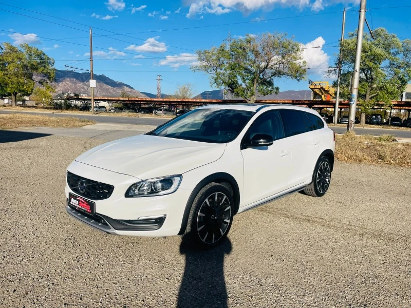 Volvo V60 Cross Country 2500 T5 AWD 254к.с Внос от Швейцария, снимка 3 - Автомобили и джипове - 42940809