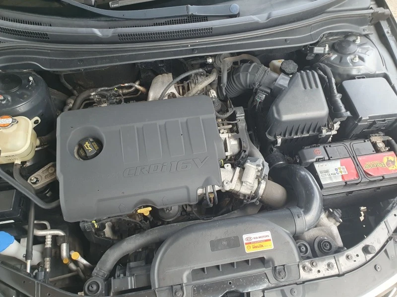 Kia Ceed 1, 6 d 90 hp, снимка 11 - Автомобили и джипове - 46681809