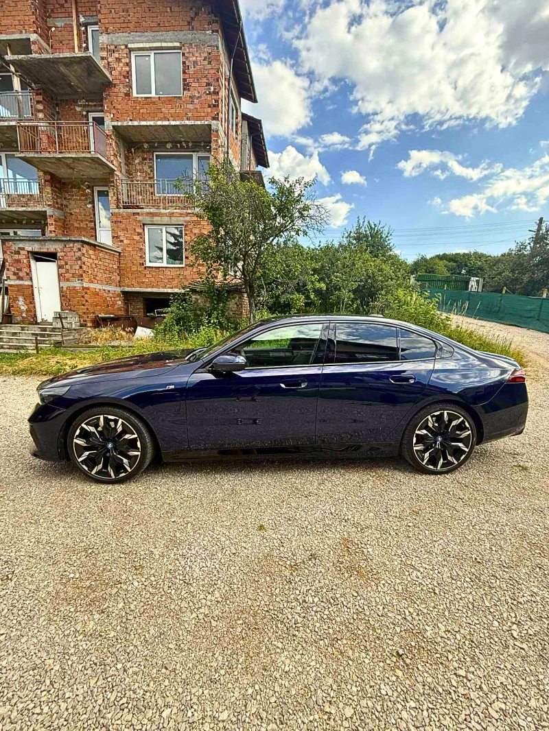 BMW 550 550e/xDrive/M Sport PRO, снимка 6 - Автомобили и джипове - 52371856