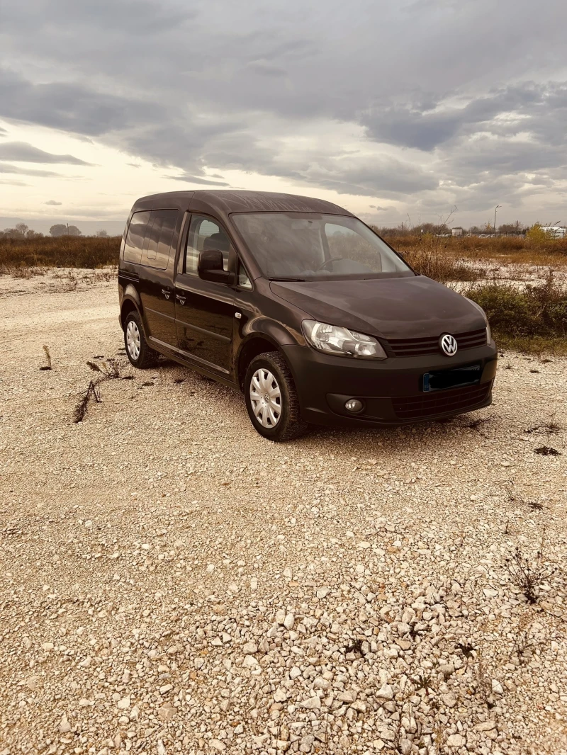 VW Caddy 1.6, снимка 5 - Автомобили и джипове - 52677091