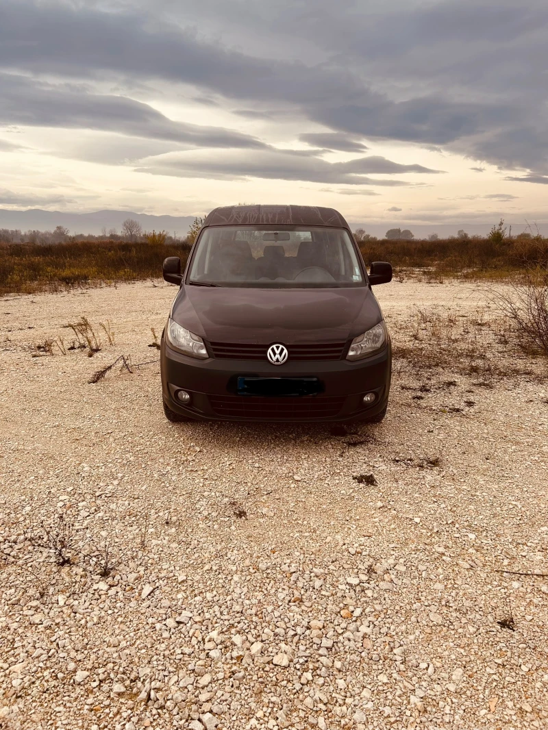 VW Caddy 1.6, снимка 6 - Автомобили и джипове - 52677091