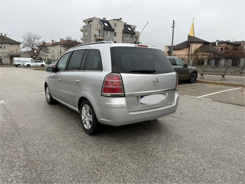 Opel Zafira 1.9  7 МЕСТА, снимка 5 - Автомобили и джипове - 52917374
