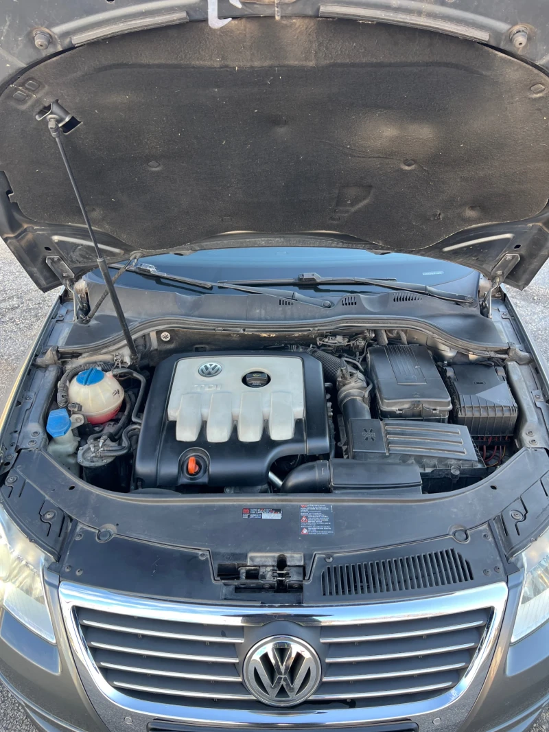 VW Passat 2.0 tdi, снимка 4 - Автомобили и джипове - 53088038