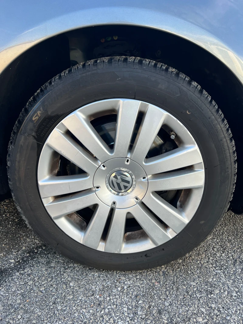 VW Passat 2.0 tdi, снимка 11 - Автомобили и джипове - 53088038