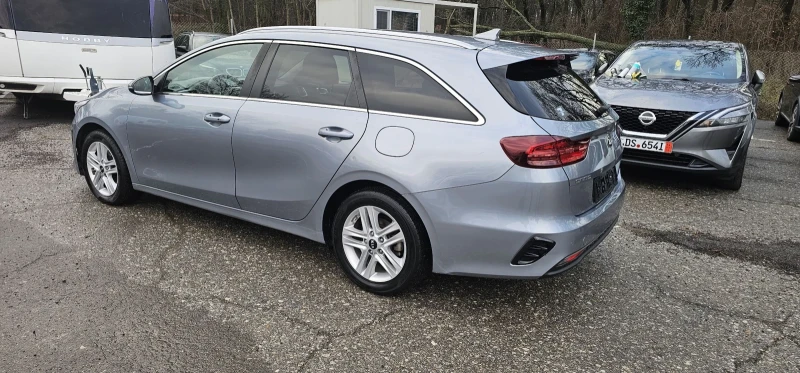 Kia Ceed 1.6CRDI камера Белгия Лизинг , снимка 6 - Автомобили и джипове - 53468408
