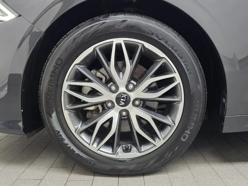 Kia K5 2.0 Prestige, снимка 5 - Автомобили и джипове - 55936530