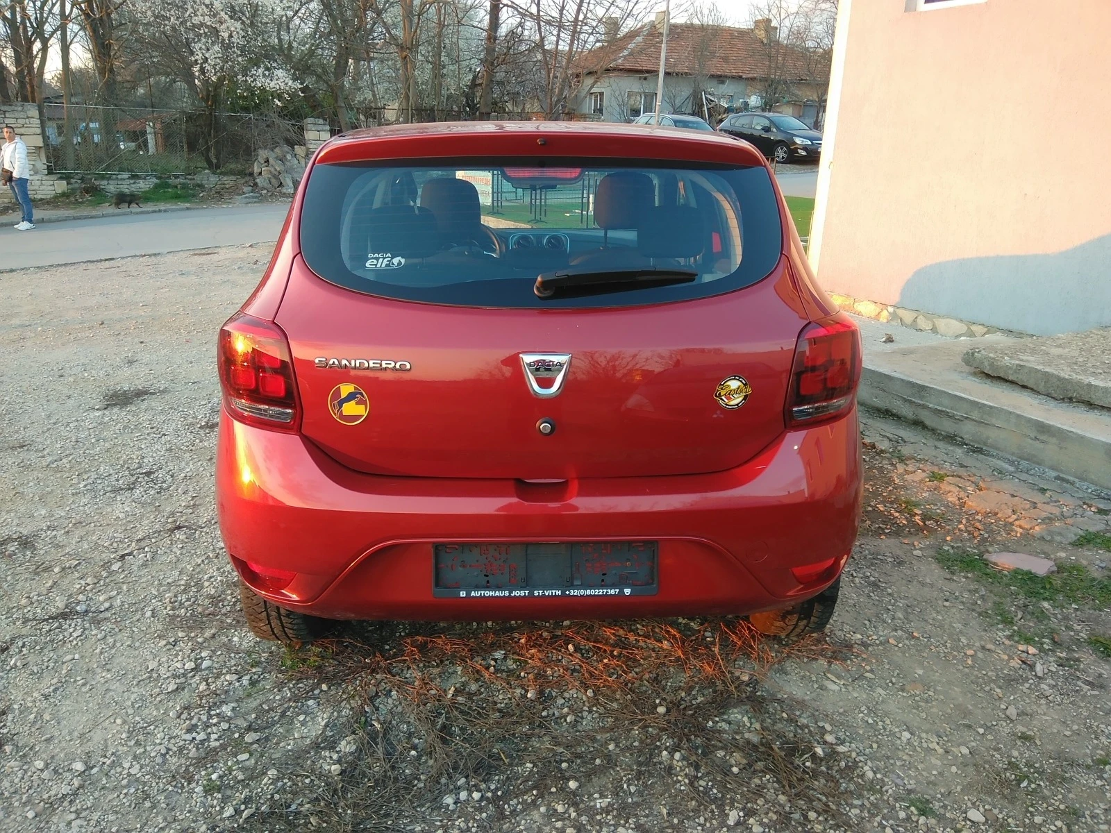 Dacia Sandero 1.0  - изображение 10