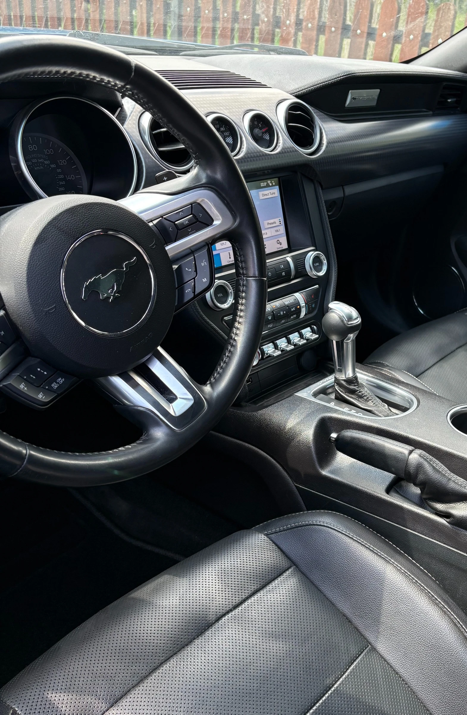 Ford Mustang GT Premium  - изображение 8