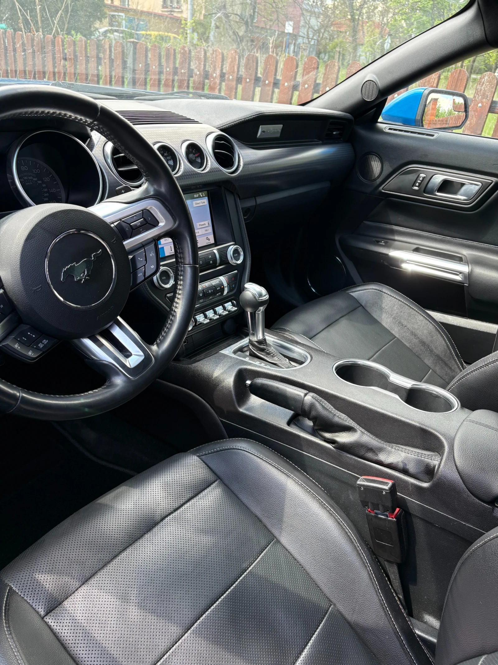 Ford Mustang GT Premium  - изображение 8