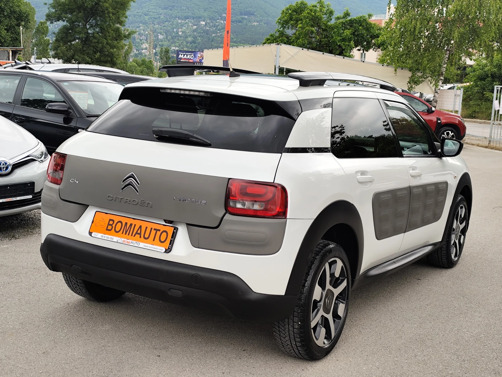 Citroen C4 Cactus 1.2i* EURO-5B* LED* ПАНОРАМА* NAVI*  - изображение 4