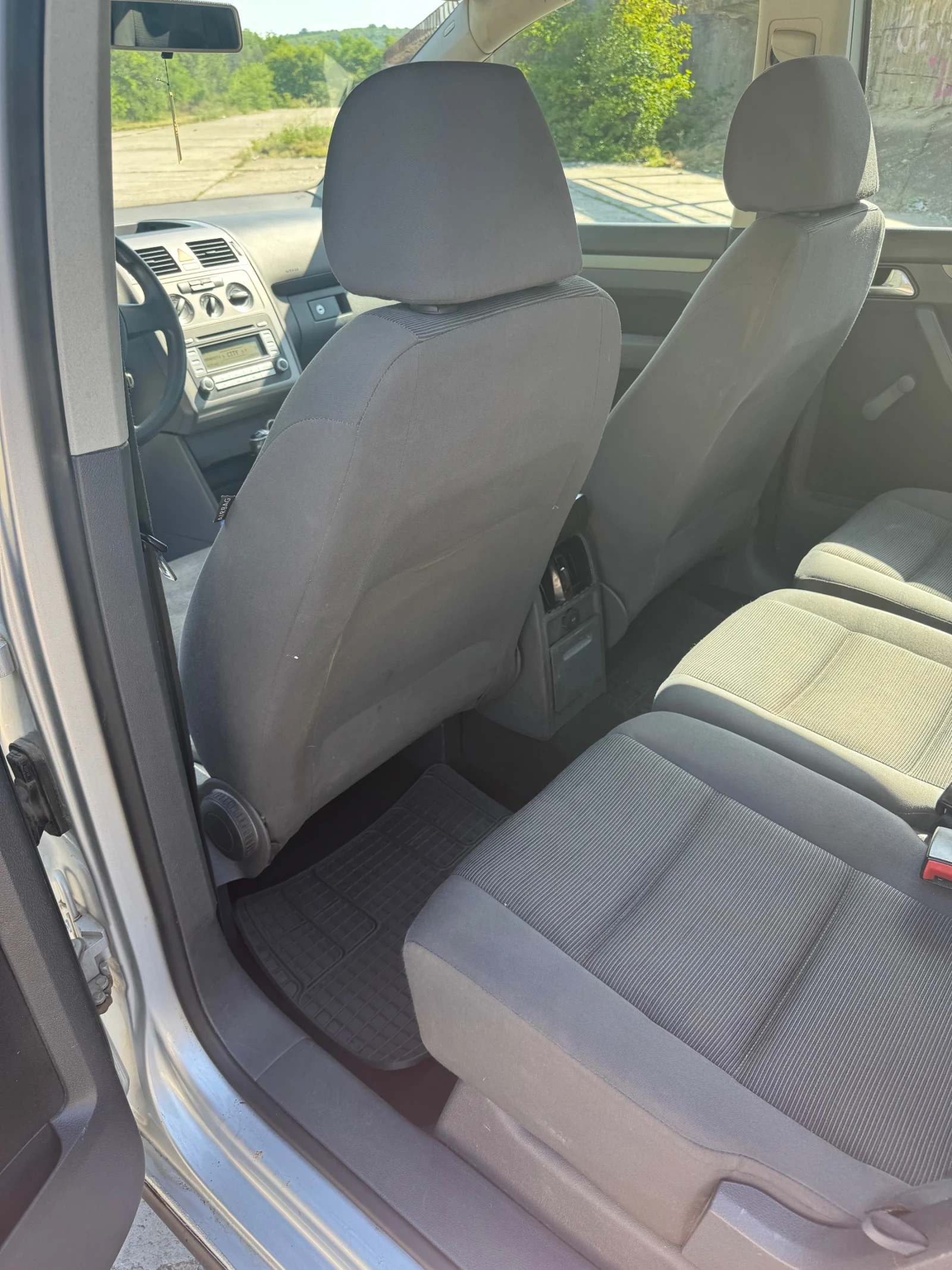 VW Touran  - изображение 9