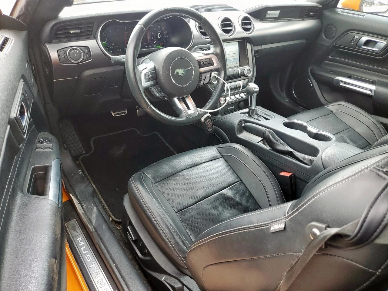 Ford Mustang EcoBoost Обдух* DIGITAL* Кожа* Голямата Навигация* - изображение 8
