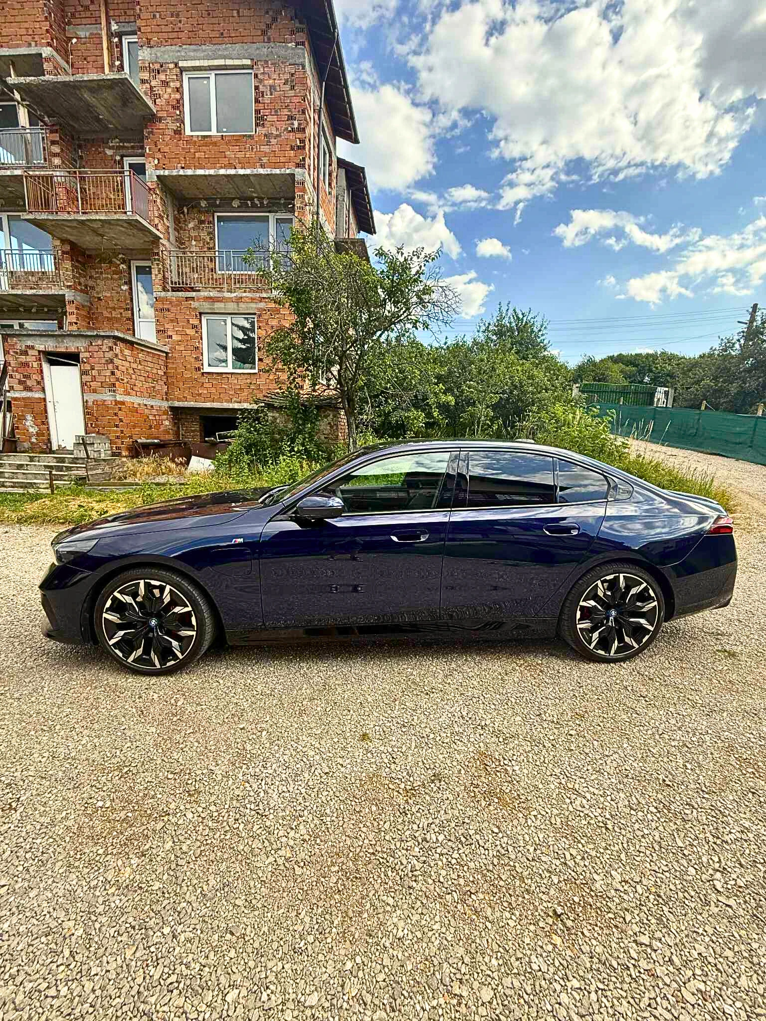 BMW 550 550e/xDrive/M Sport PRO - изображение 6