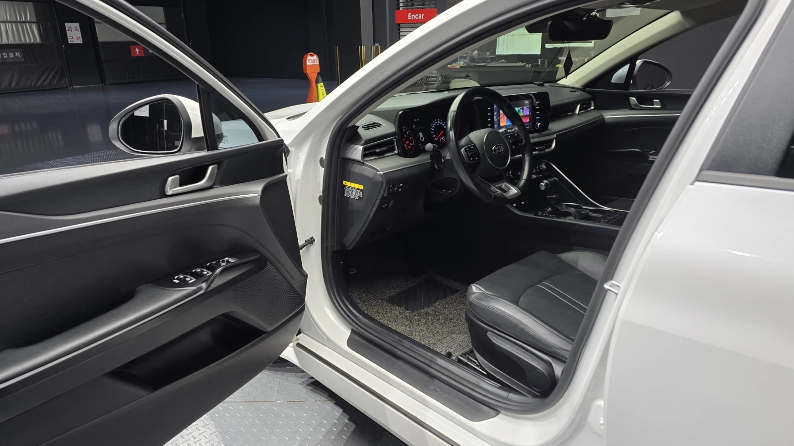 Kia K5 2.0LPI STANDARD | Mobile.bg   10