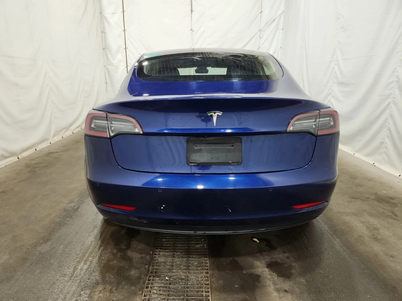 Tesla Model 3 * АВТО КРЕДИТ* ЦЕНА ДО БГ * CARFAX *  - изображение 5