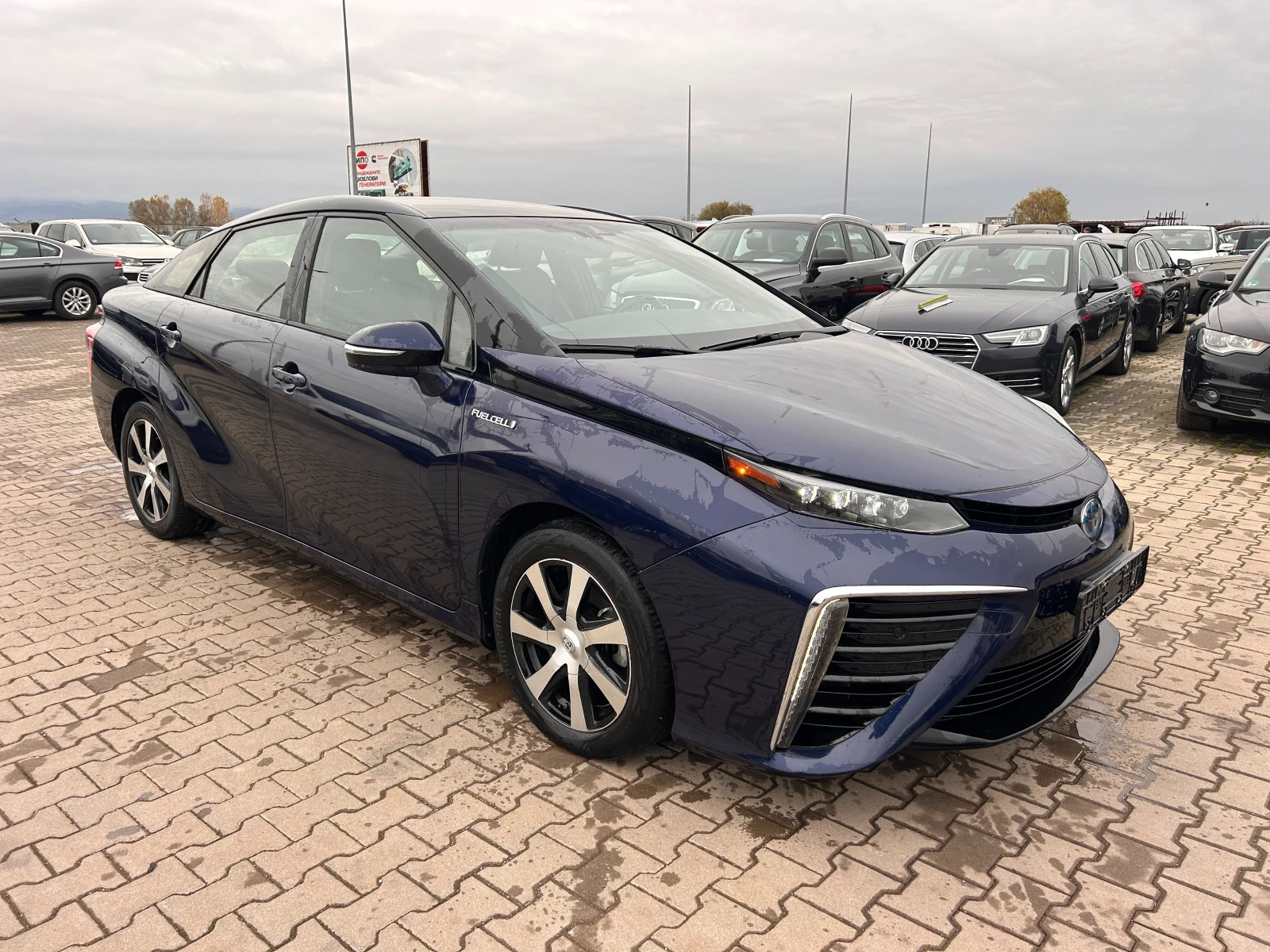Toyota Mirai FUELCELL AVTOMAT/NAVI/KAMERA EURO 6 - изображение 4